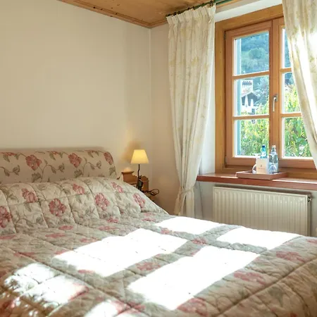 Schlosswirt Forst-2